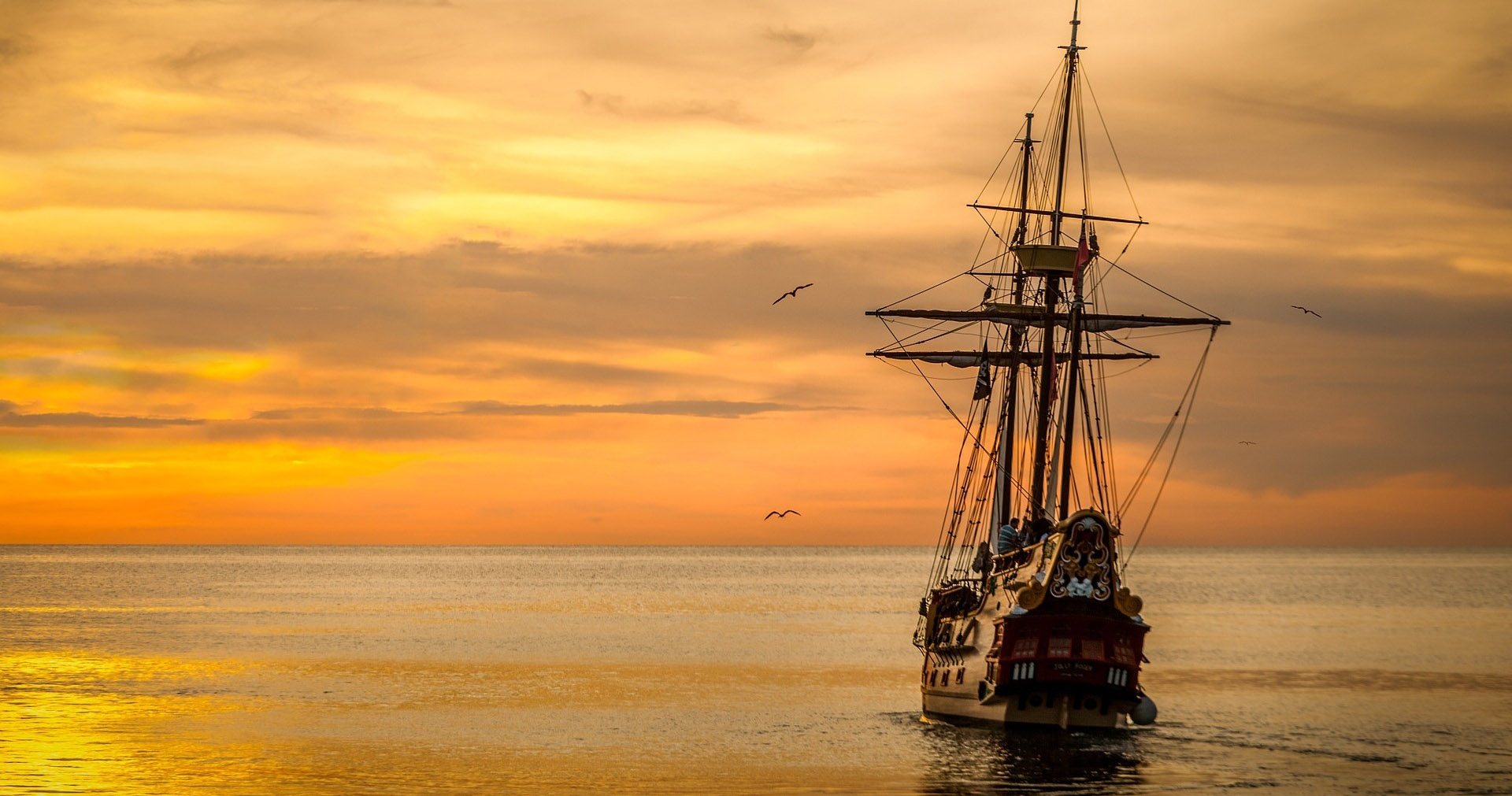 barca a vela al tramonto, pixabay 2022