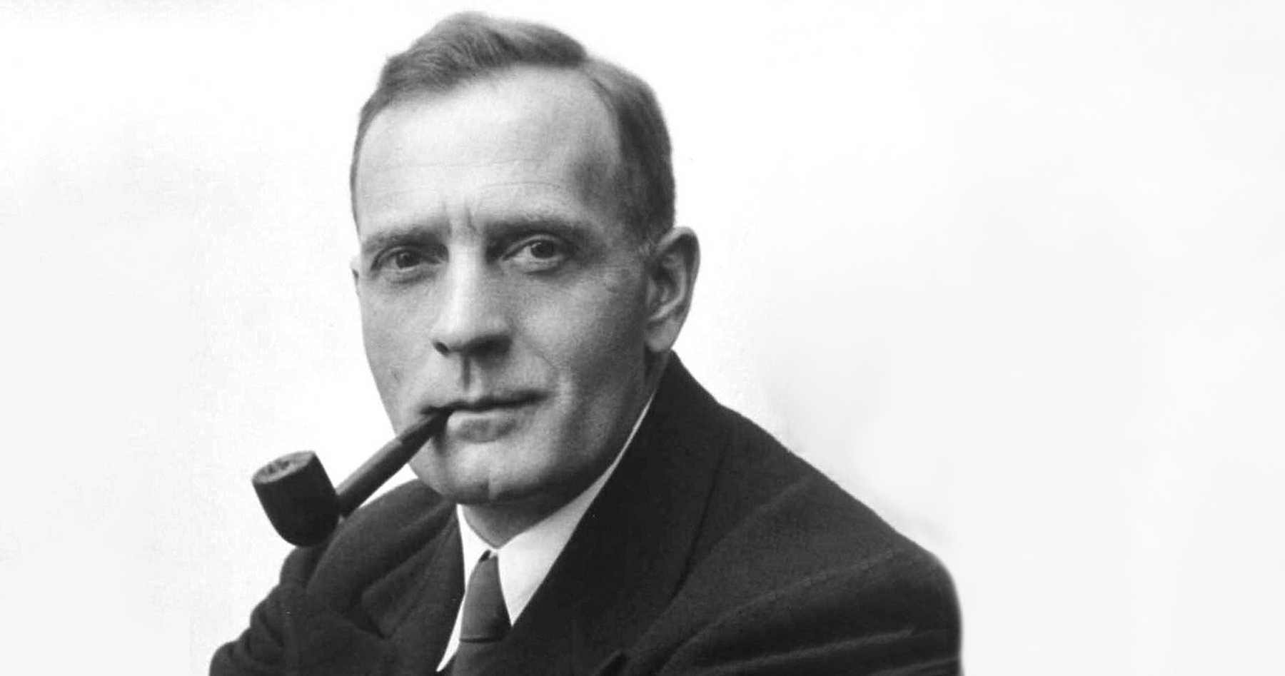 Ritratto di Edwin Hubble, immagine di pubblico dominio