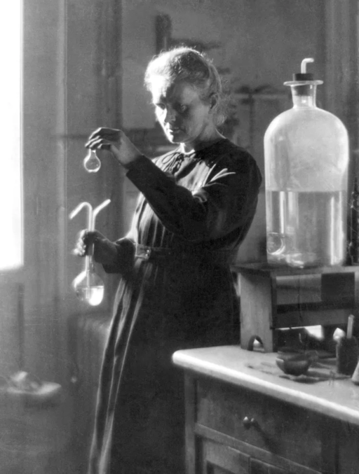 Marie Curie Labwork, Jhriscones, CC BY-SA 4.0 <https://creativecommons.org/licenses/by-sa/4.0>, via Wikimedia Commons