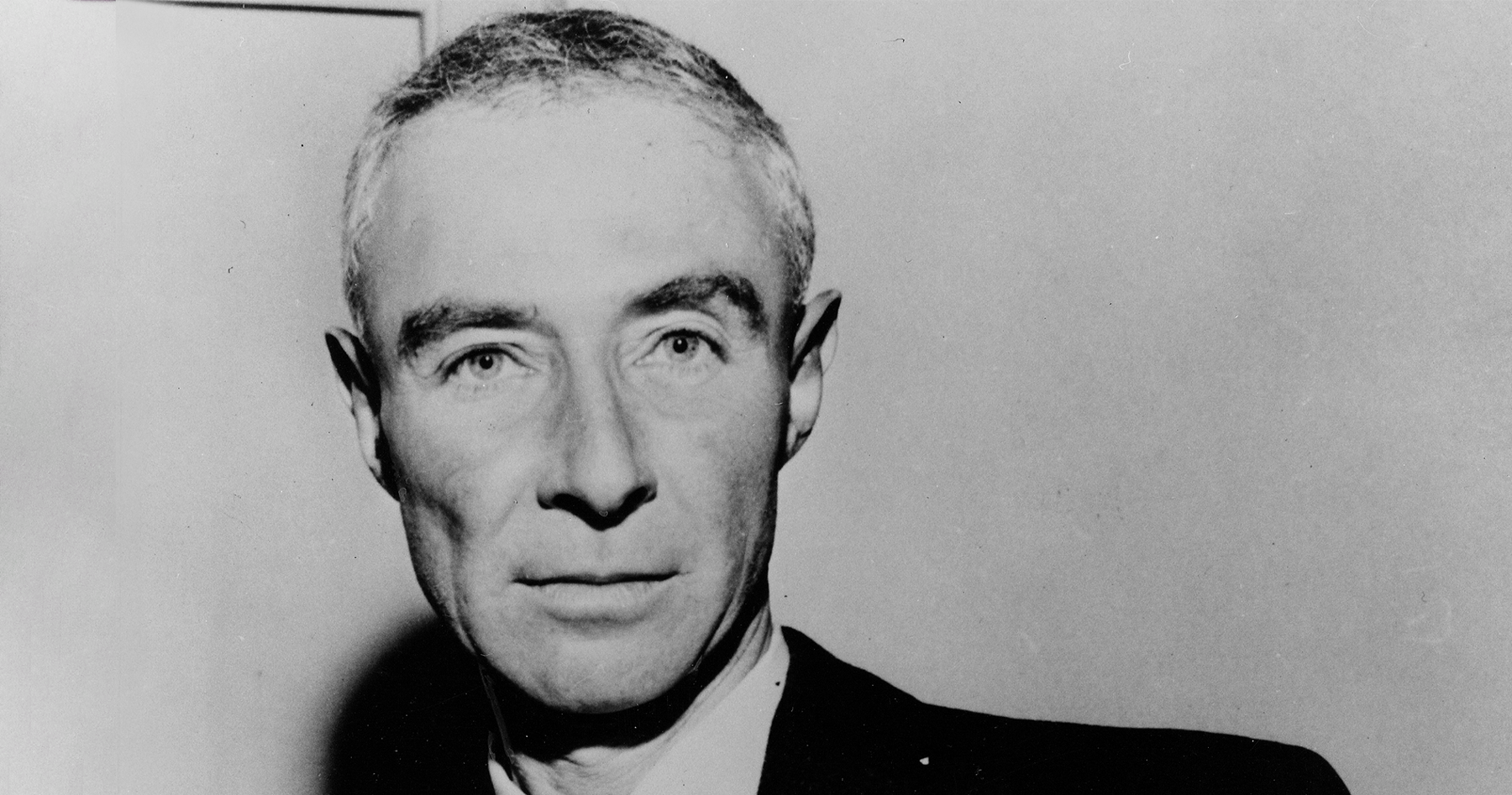 Ritratto di Robert Oppenheimer, immagine emilio segrè archives