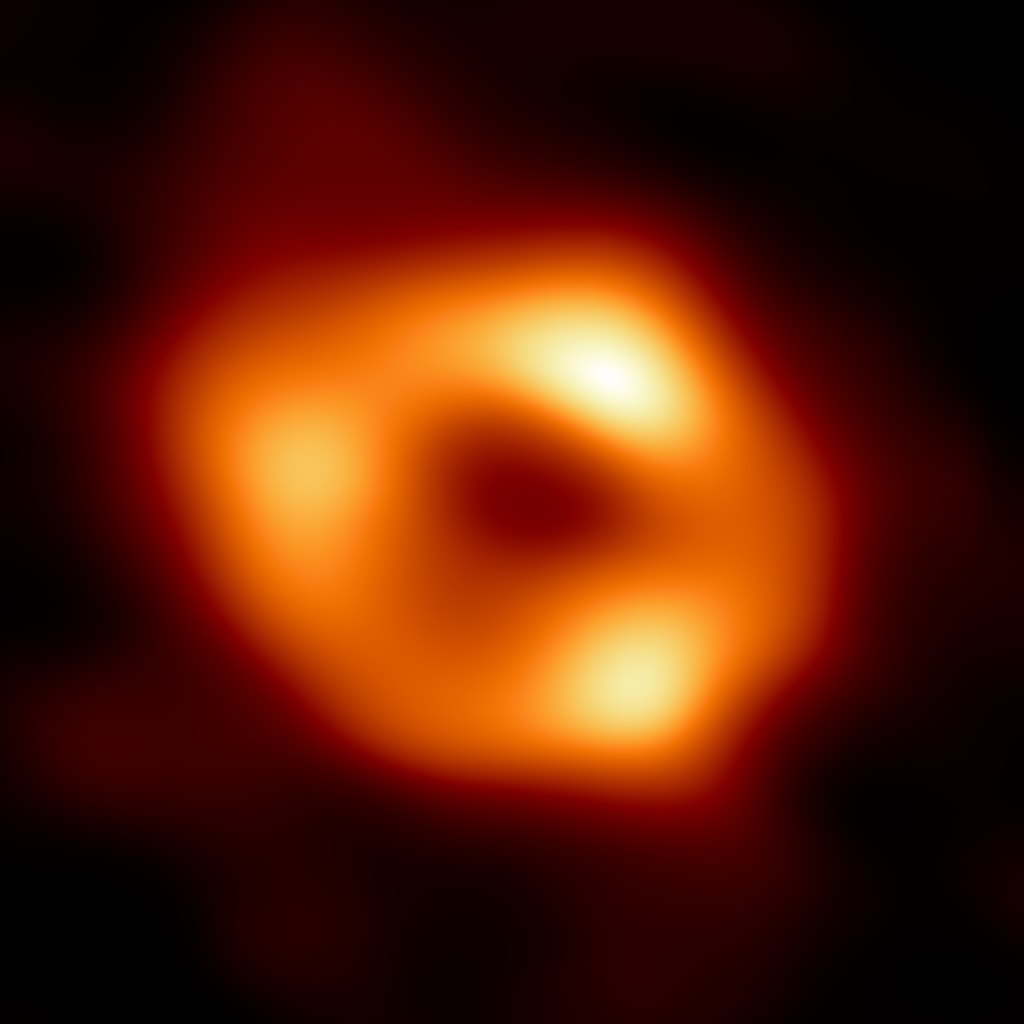 Immagine del buco nero supermassivo Sagittarius A*,