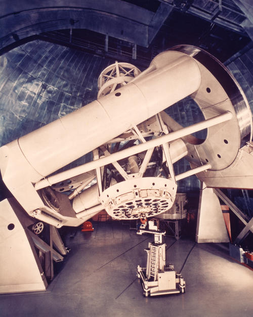 Telescopio Hale al Palomar Observatory, immagine di Emilio Segrè Visual Archives